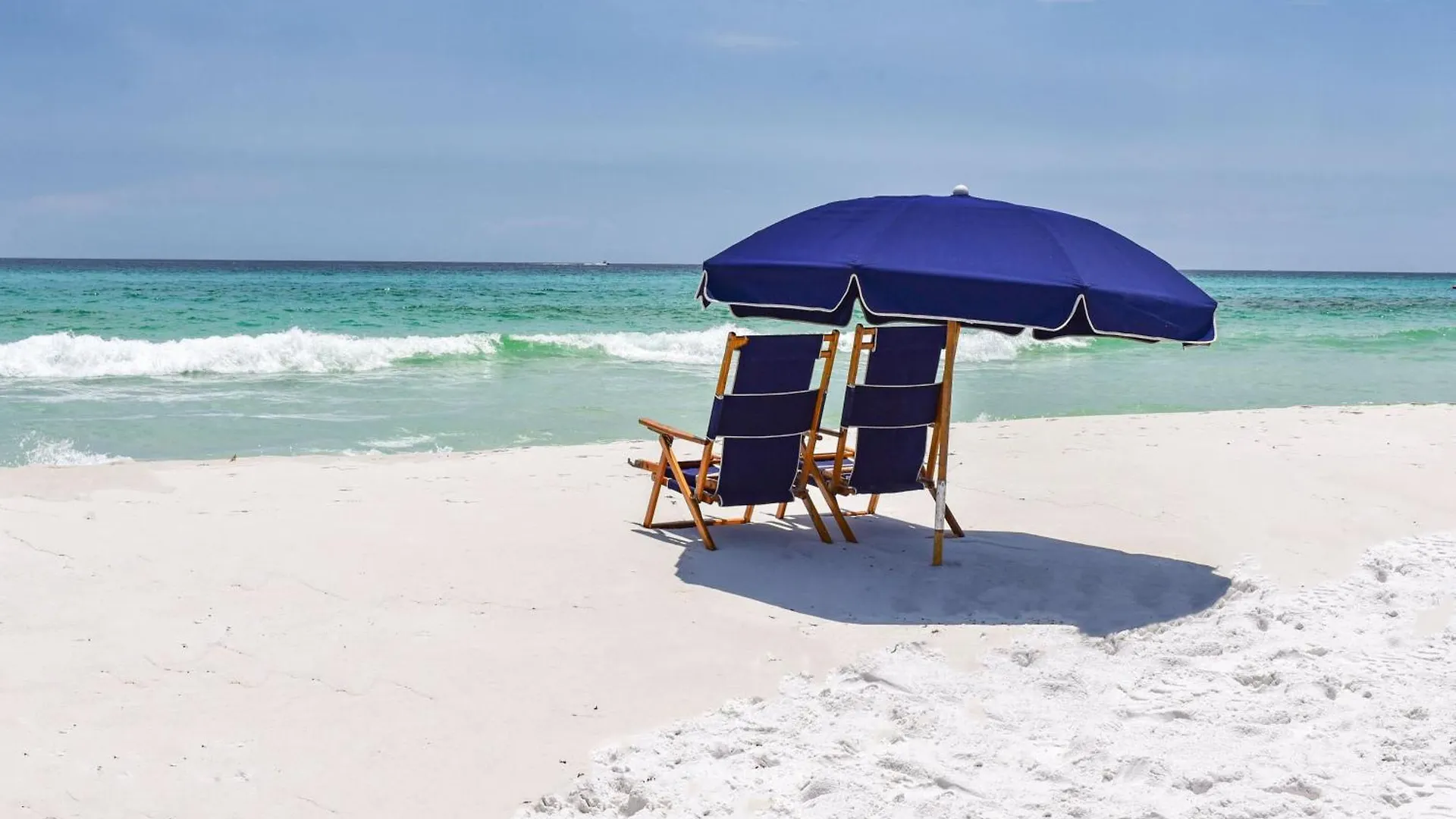 Venetian Boardwalk With Lsv And Pool Villa Destin United States